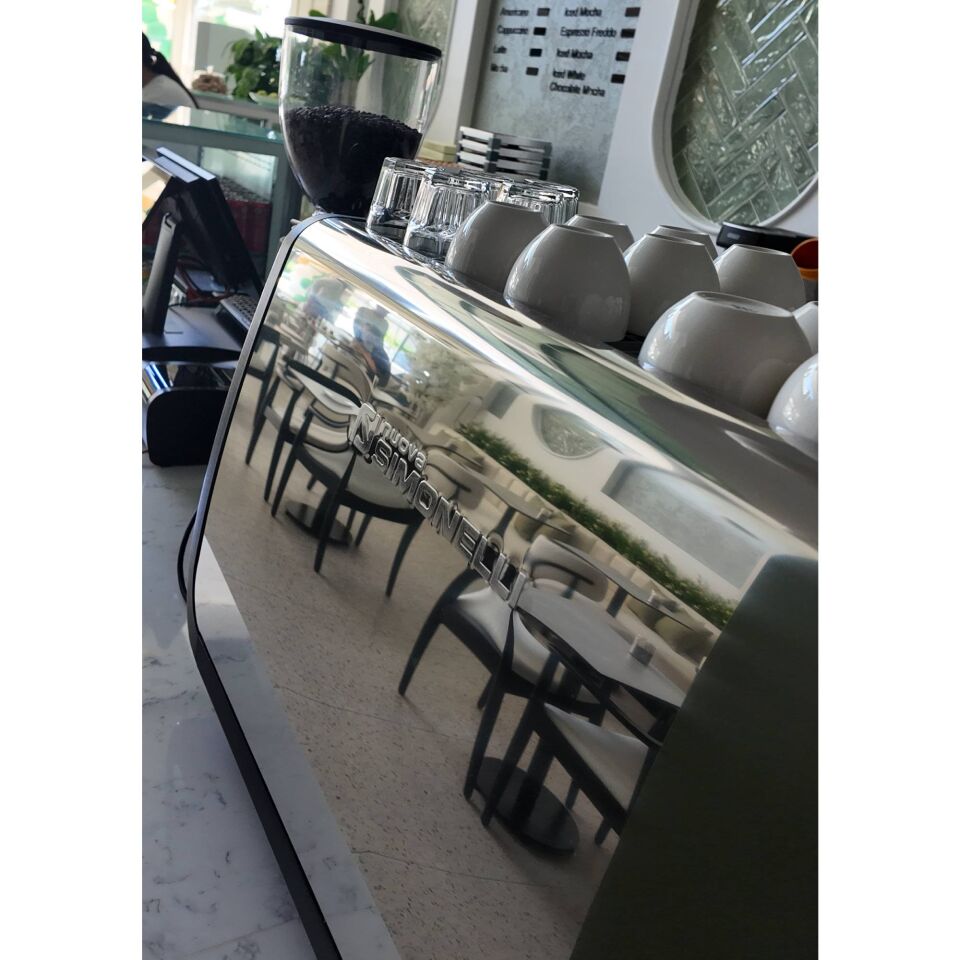 Nuova Simonelli Appia Life II Yüksek Kaşıklı Tam Otomatik Kahve Makinesi, APPIALIFE.2VT