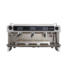 La Cimbali M40 DT/3 Tam Otomatik Espresso Kahve Makinesi, 3 Gruplu