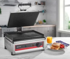 Remta Press Tost Makinesi, 16 Dilim, Elektrikli, Siyah, 44x42x32 cm, R76L